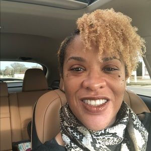 Meet your Posher, Tracey